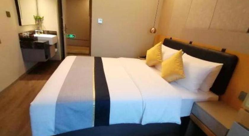 Home Inn Kunming Baita Road Exterior photo